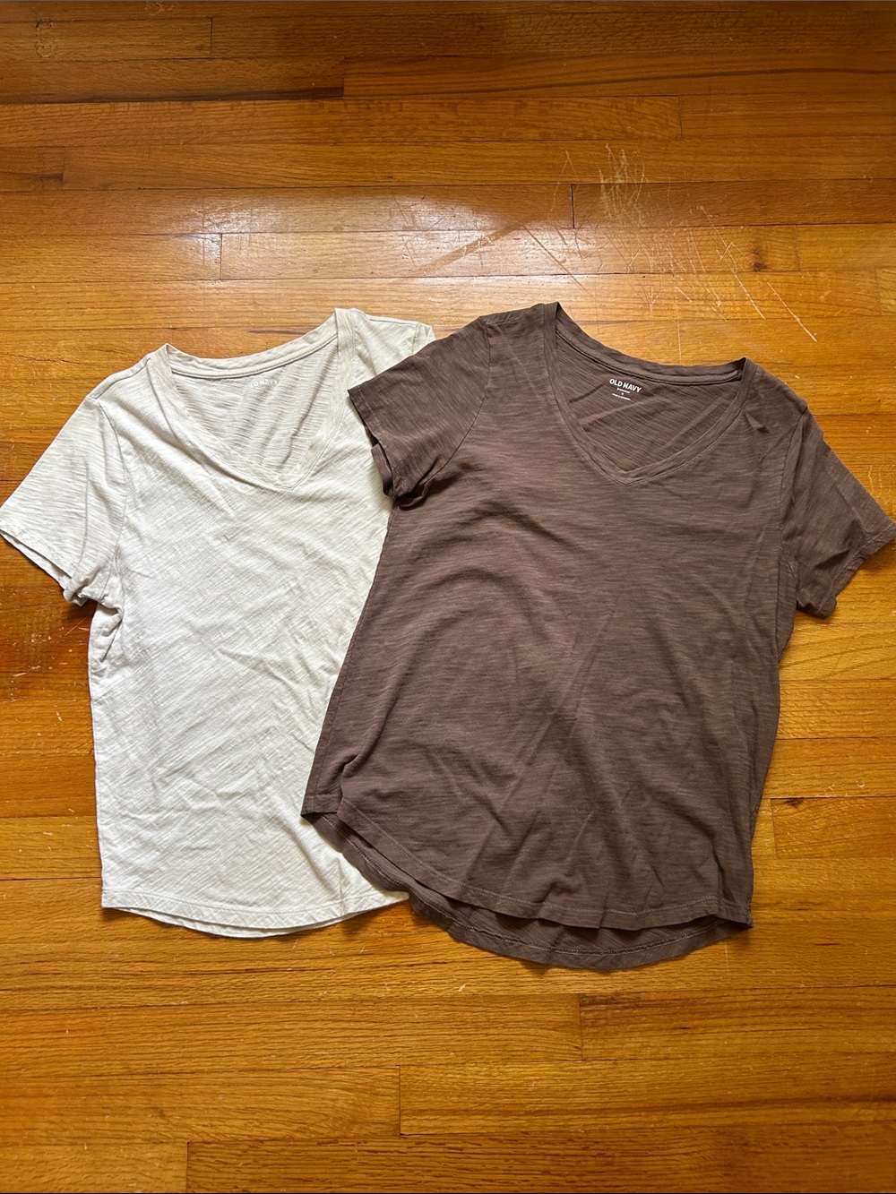 Old Navy Women's V-Neck Tees in Brown and Cream (Set of 2)